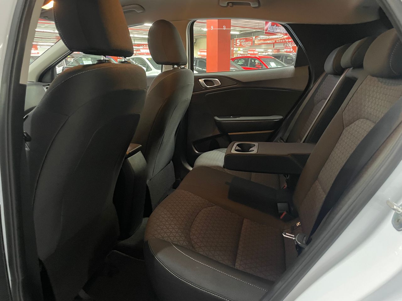 Foto Kia XCeed 9