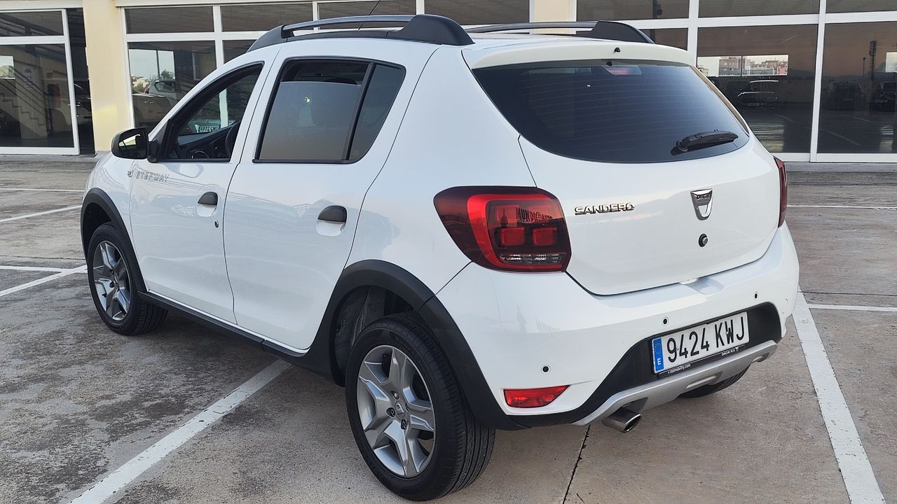 Foto Dacia Sandero 8