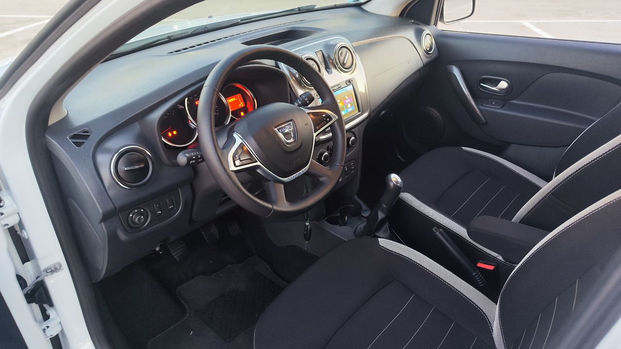 Foto Dacia Sandero 9