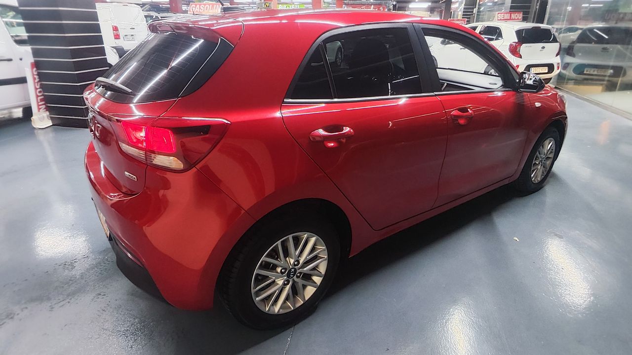 Foto Kia Rio 4