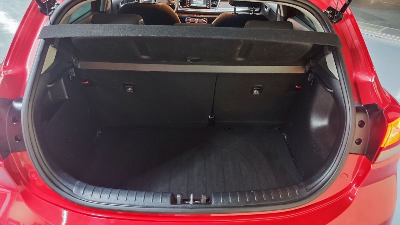 Foto Kia Rio 13