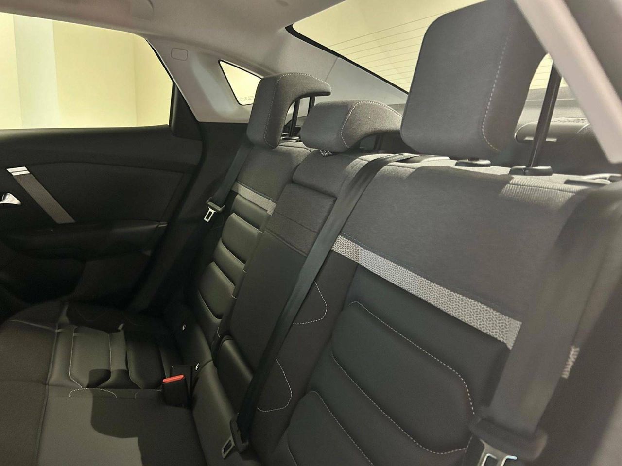 Foto Citroën C4 12