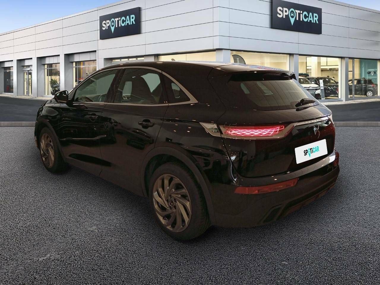 Foto DS Automobiles DS 7 7