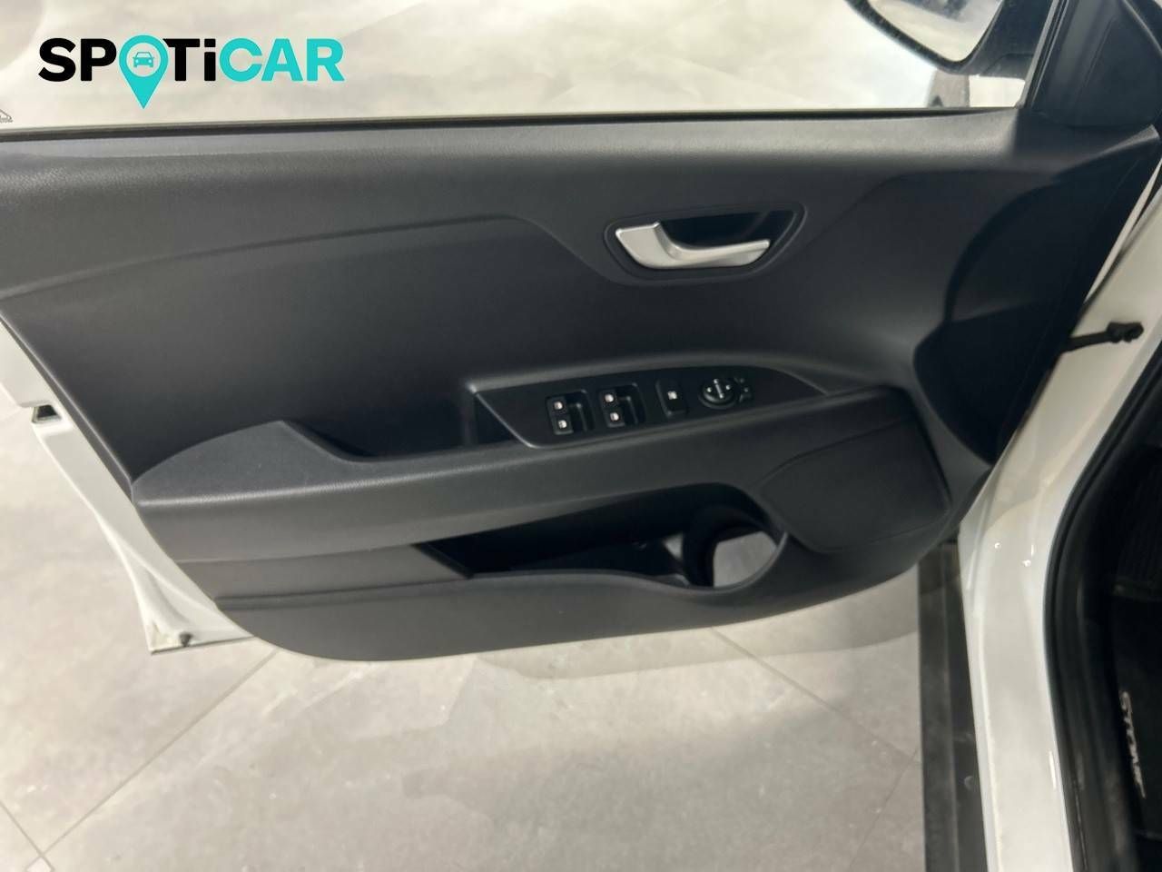 Foto Kia Stonic 17