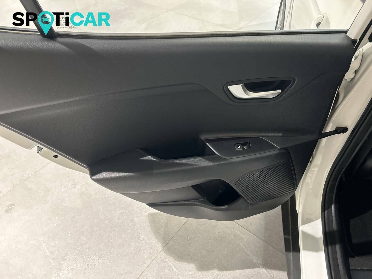 Foto Kia Stonic 18