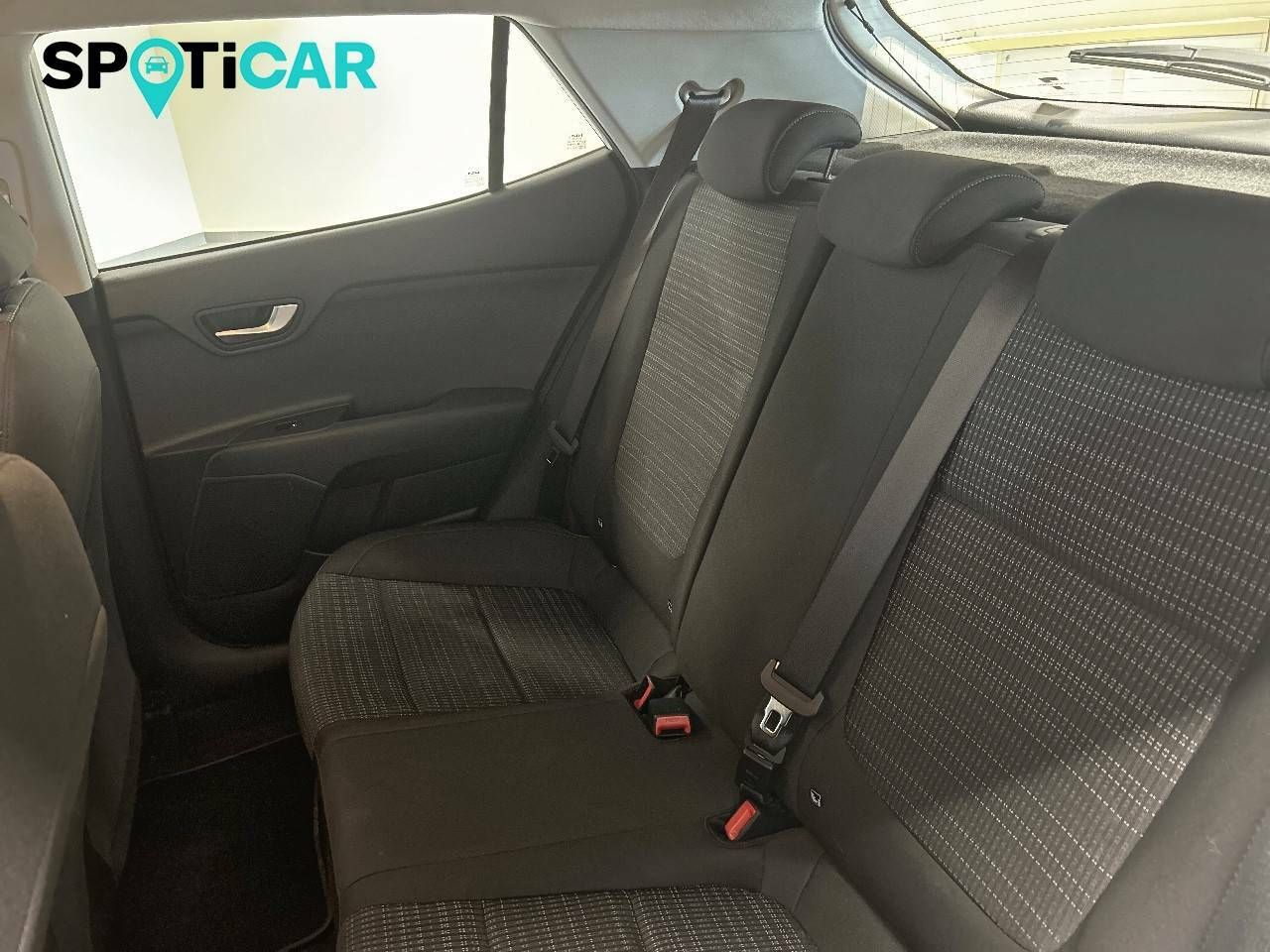 Foto Kia Stonic 10