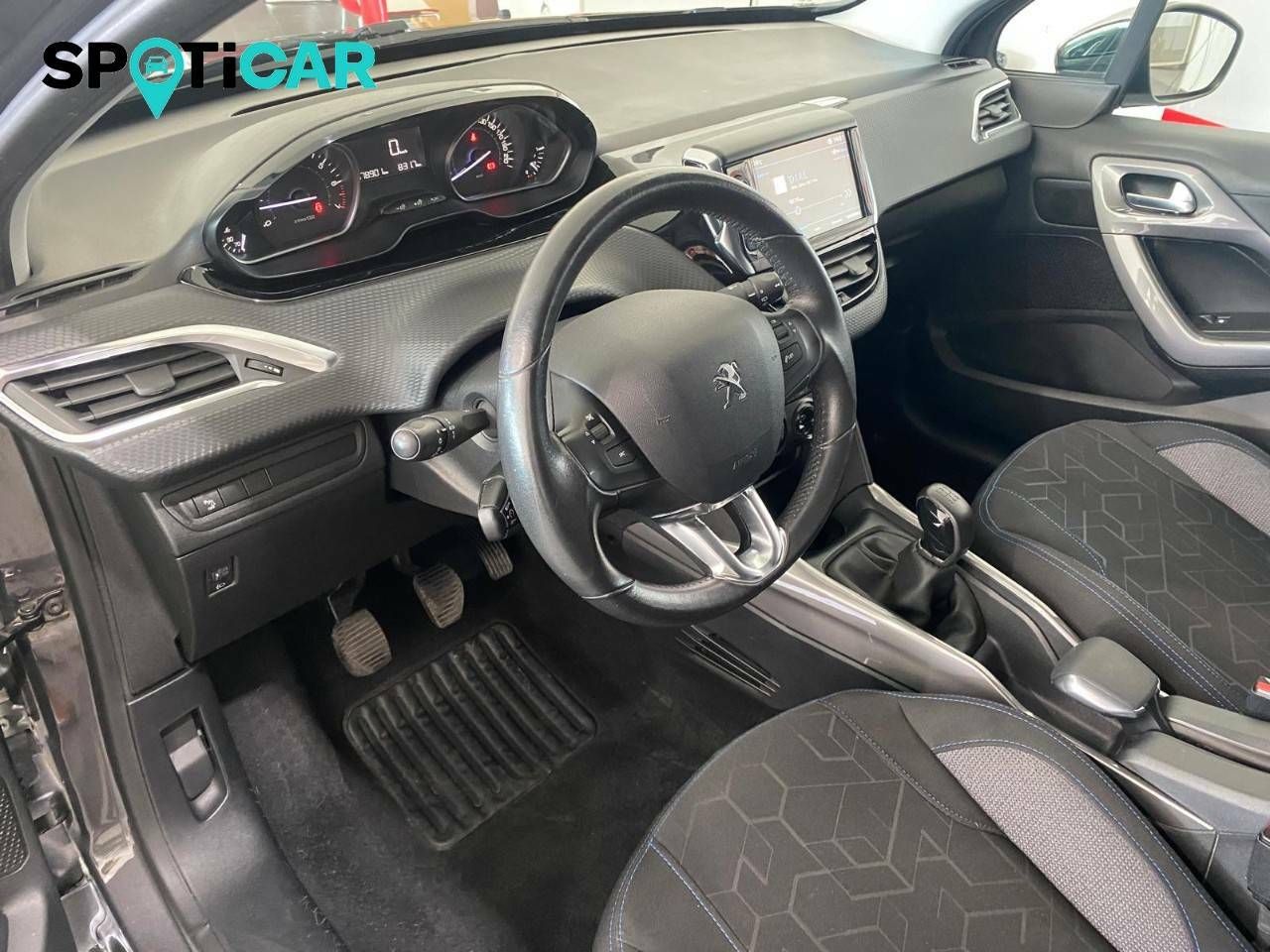 Foto Peugeot 2008 11