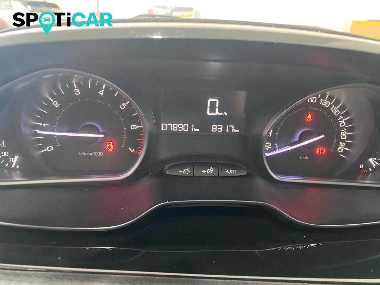 Foto Peugeot 2008 12