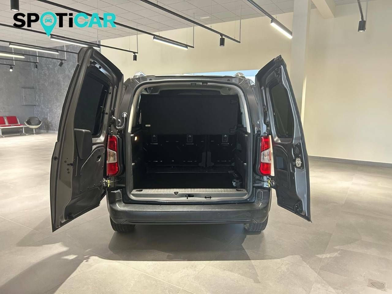 Foto Peugeot Rifter 14