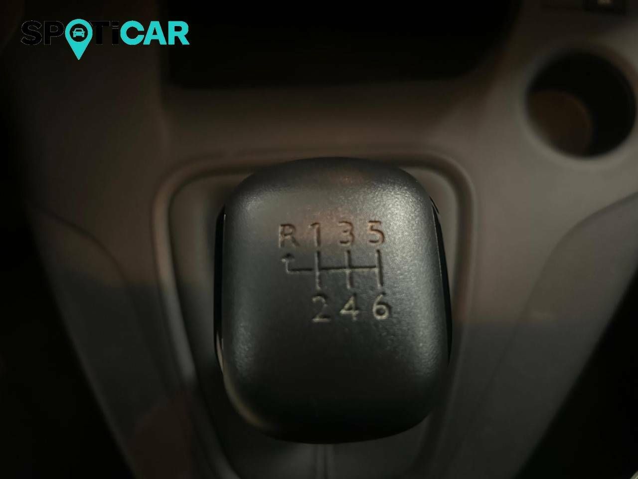 Foto Peugeot Rifter 19