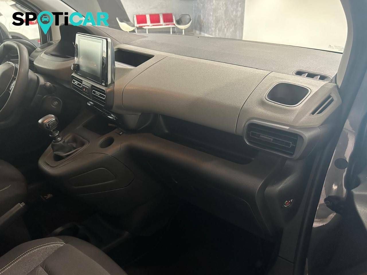Foto Peugeot Rifter 22