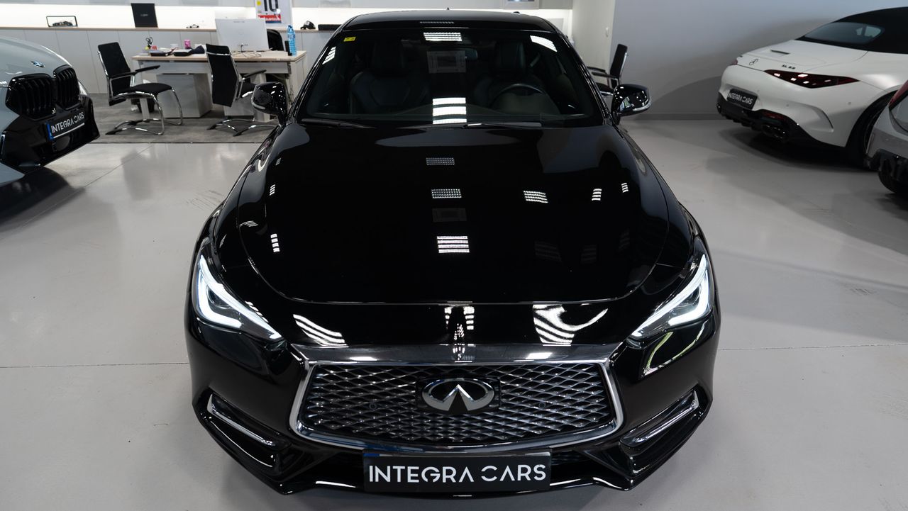 Foto Infiniti Q60 2