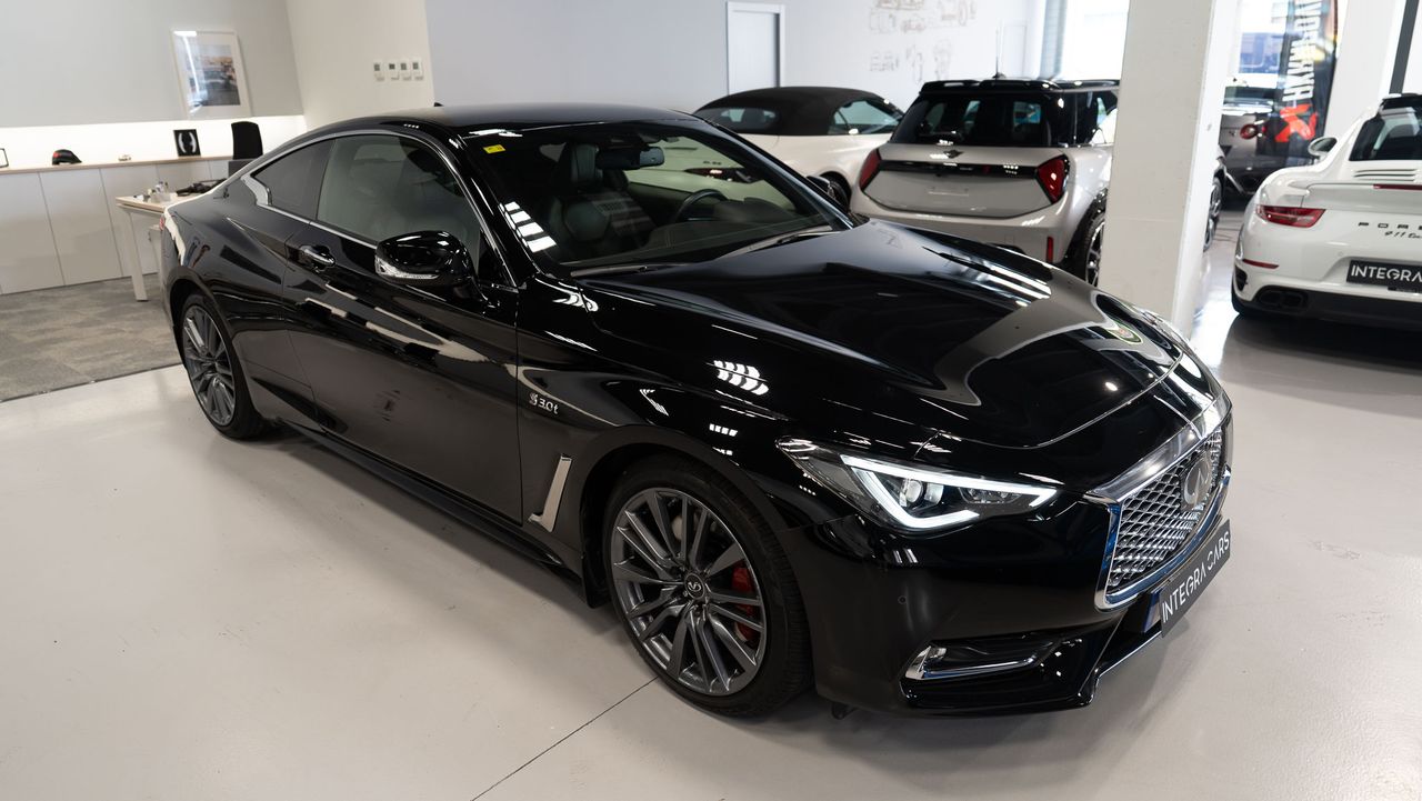Foto Infiniti Q60 10