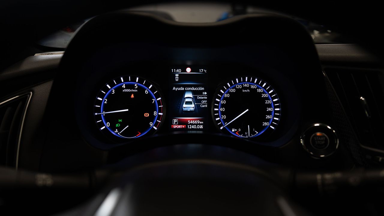 Foto Infiniti Q60 16