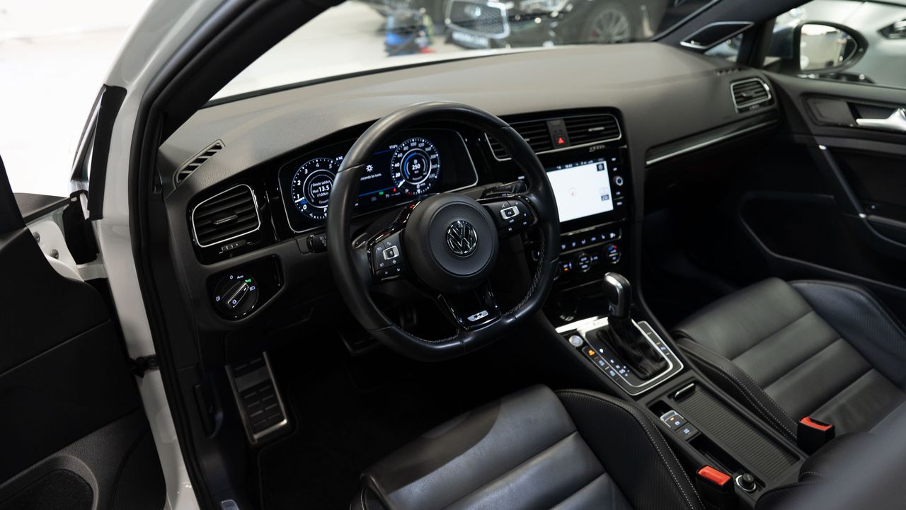 Foto Volkswagen Golf 14
