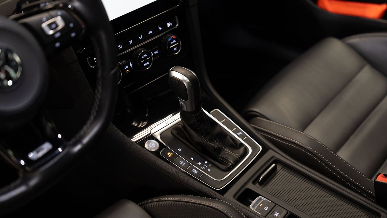 Foto Volkswagen Golf 16