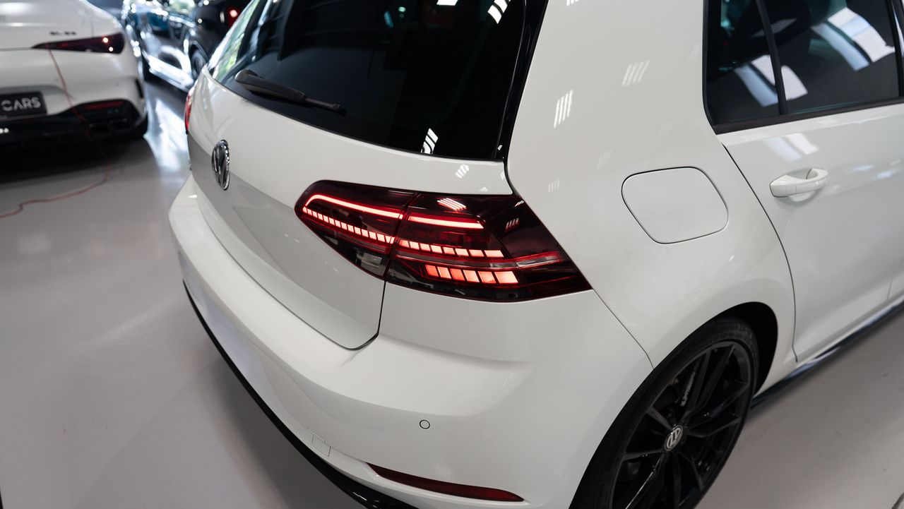 Foto Volkswagen Golf 41