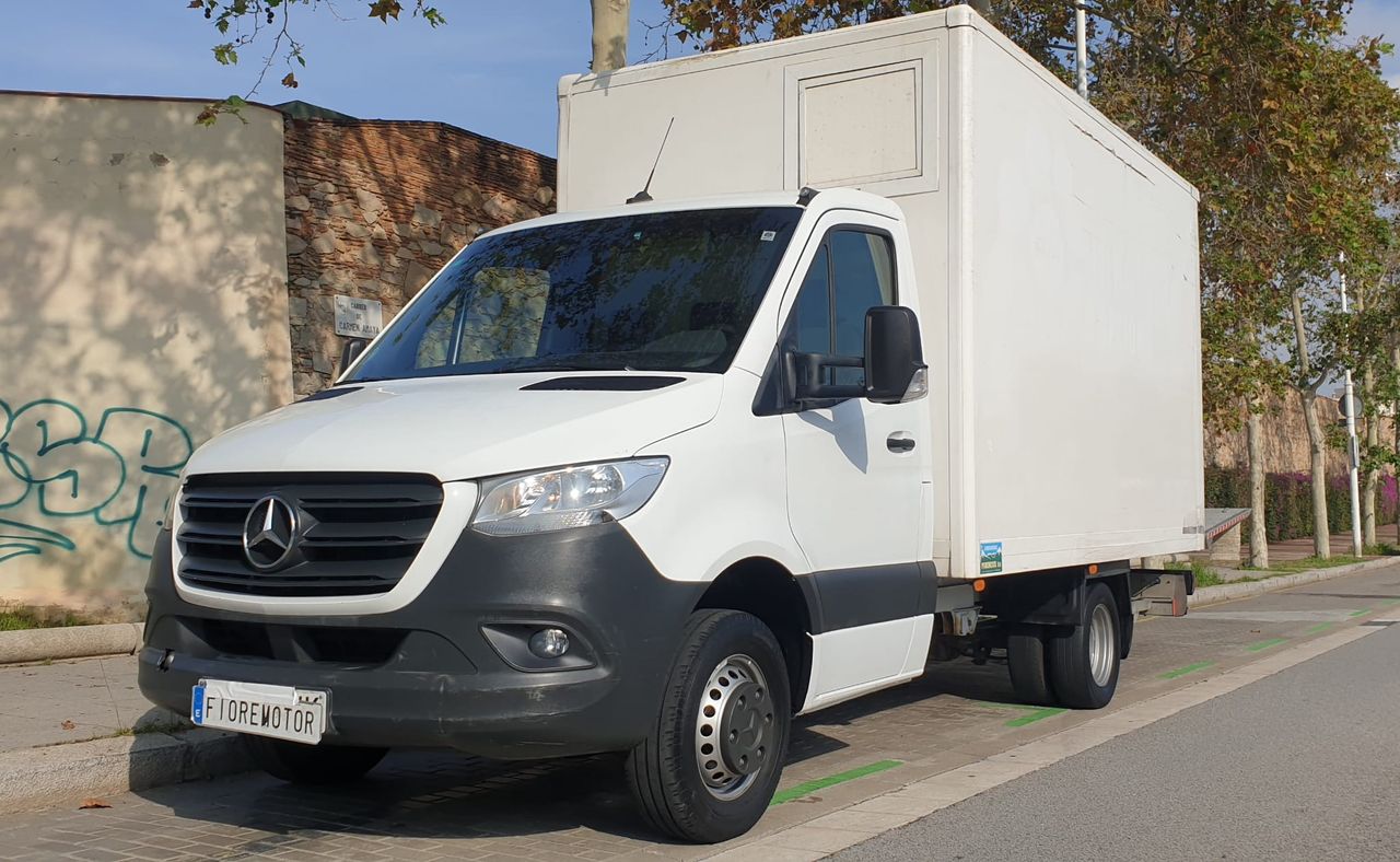 Foto Mercedes-Benz Sprinter 10