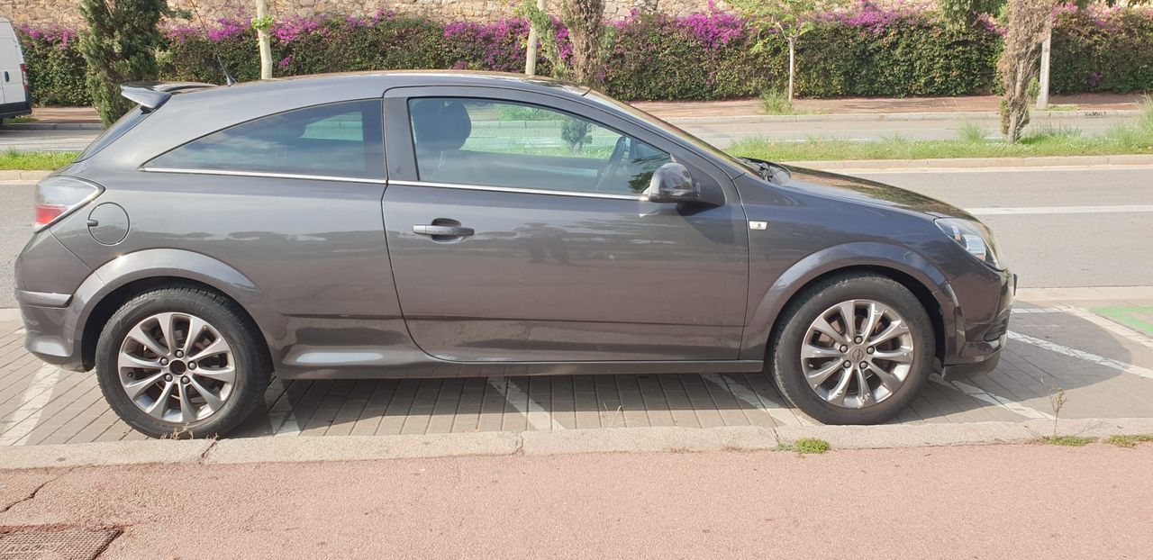 Foto Opel Astra 5