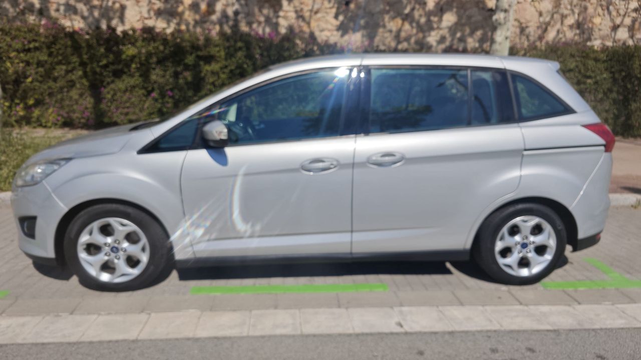 Foto Ford Grand C-MAX 5