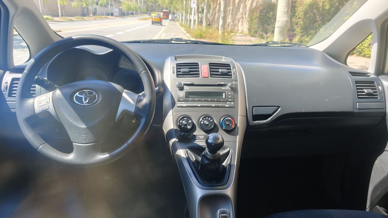 Foto Toyota Auris 3