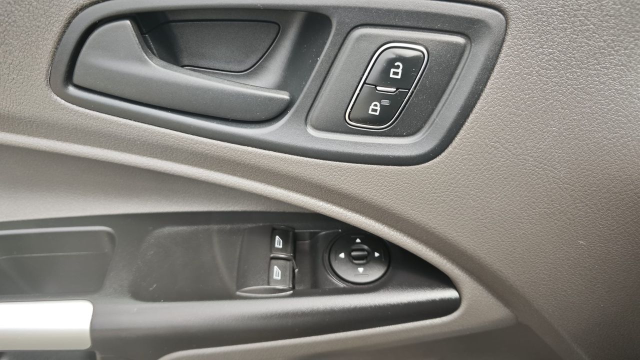 Foto Ford Transit Connect 11