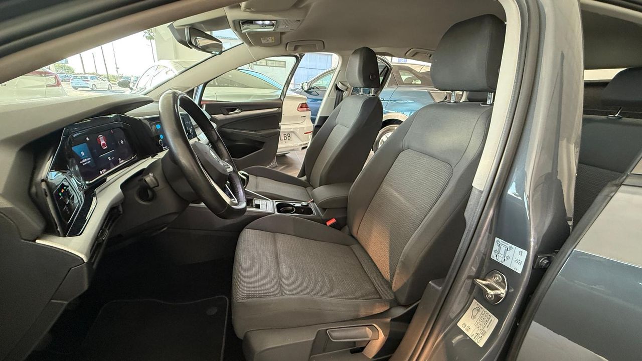 Foto Volkswagen Golf 17