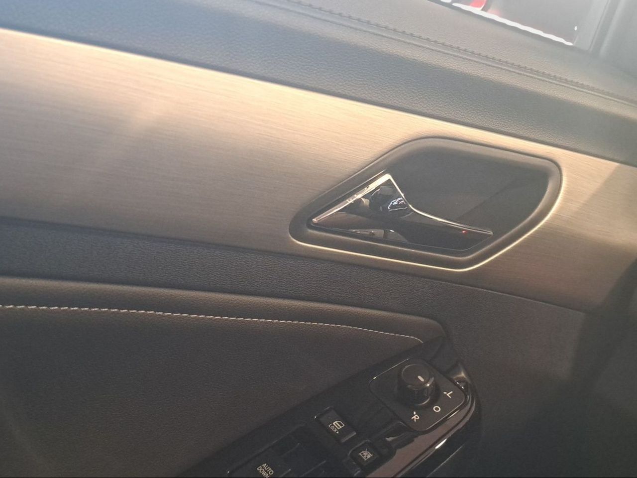 Foto EVO Mazda5 18