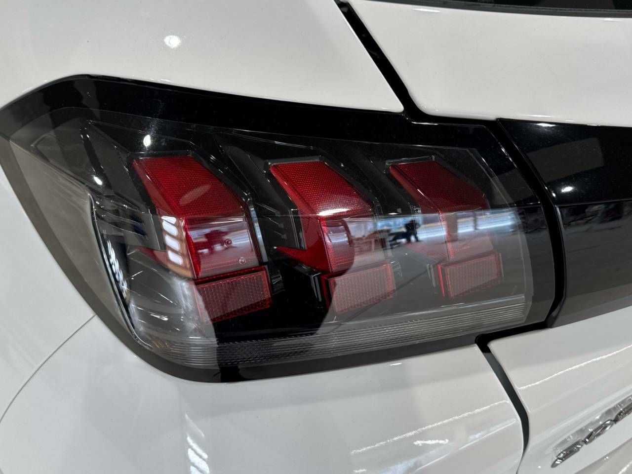 Foto Peugeot 208 26