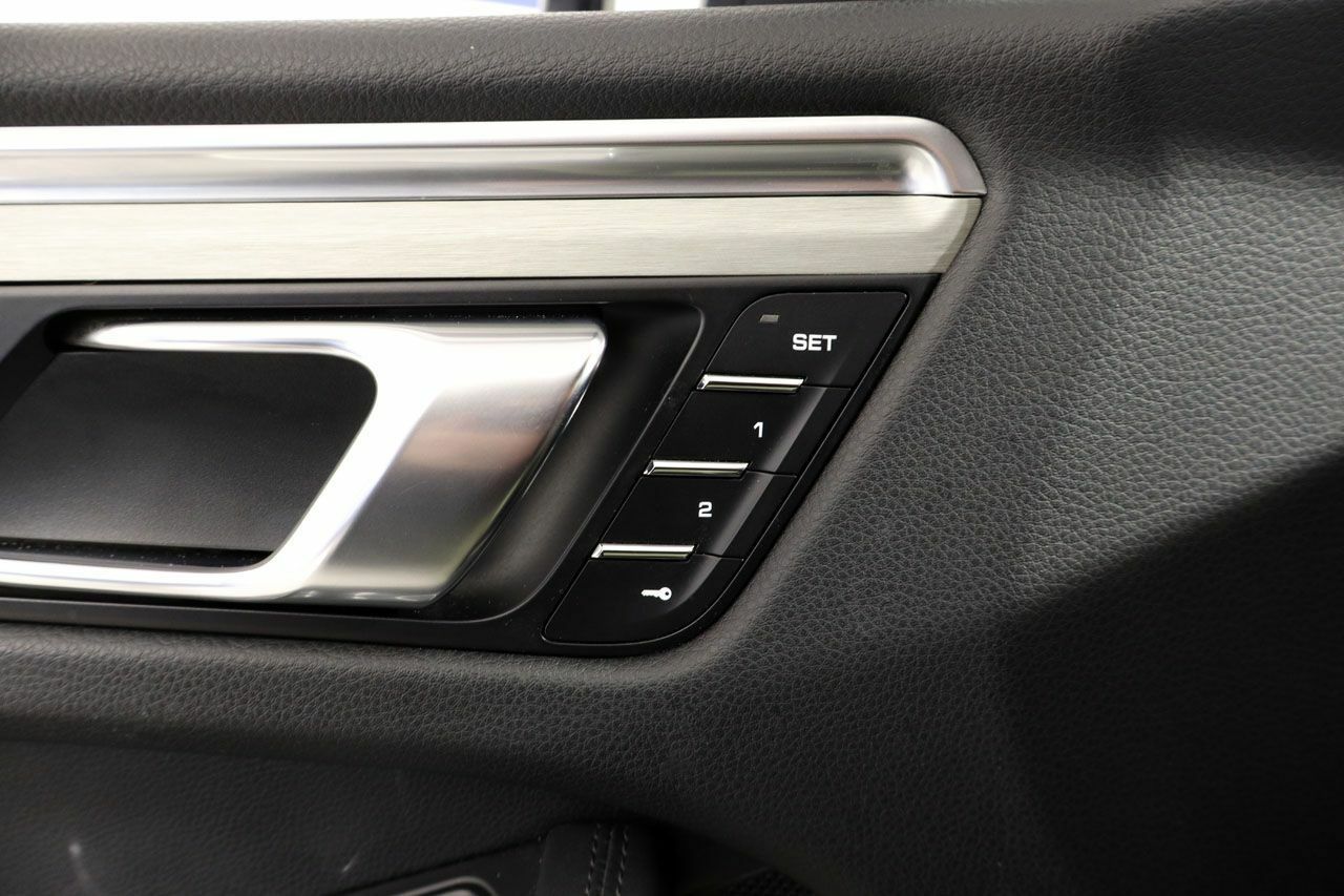 Foto Porsche Macan 19
