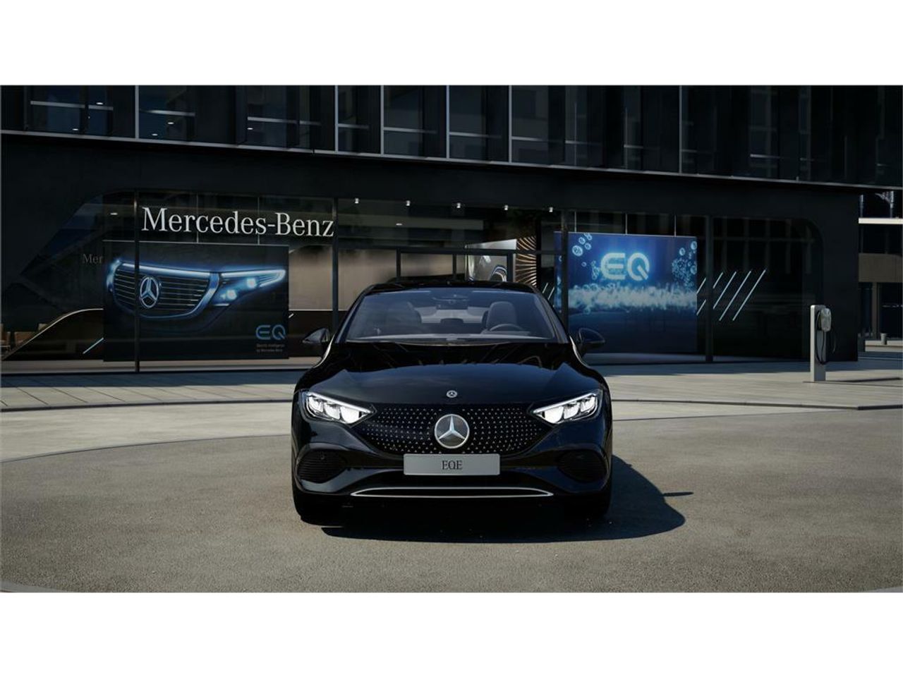 Foto Mercedes-Benz EQE 8