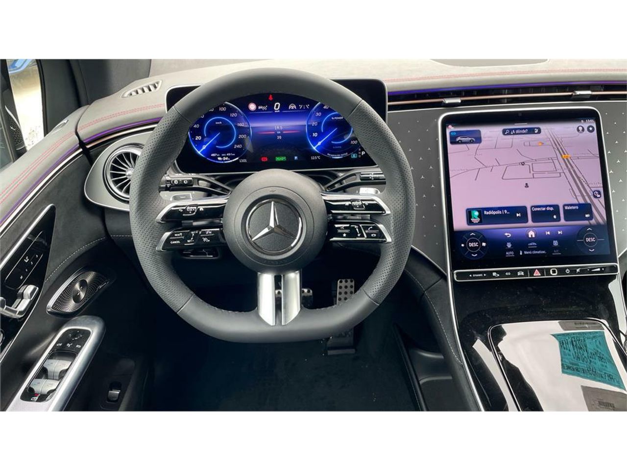 Foto Mercedes-Benz EQE 9
