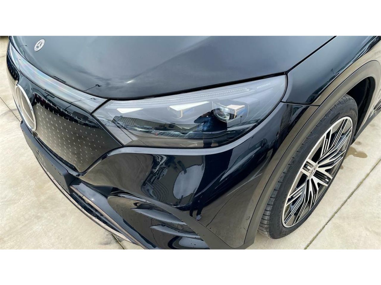 Foto Mercedes-Benz EQE 13