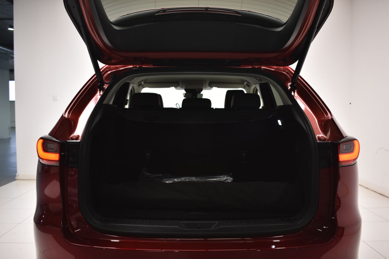 Foto Mazda CX-60 9