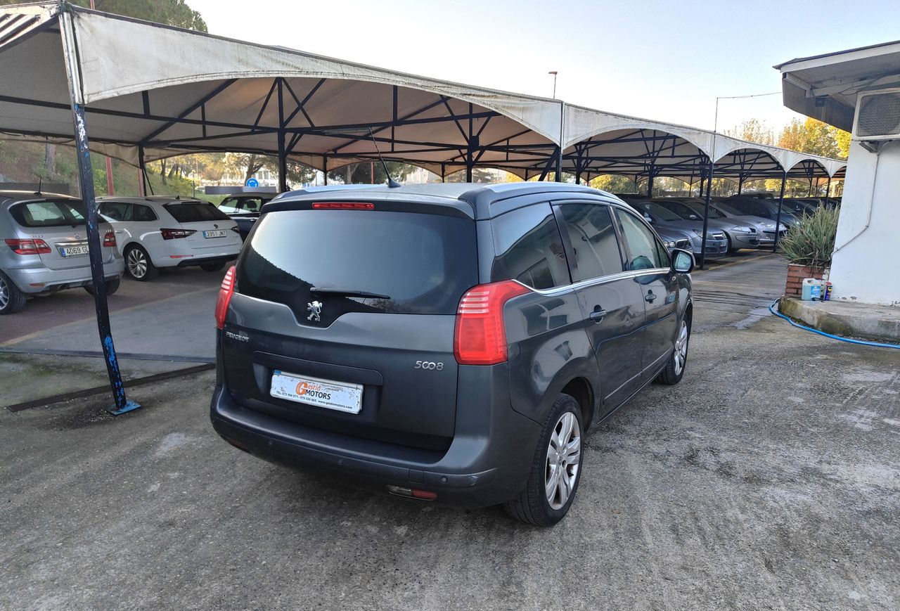 Foto Peugeot 5008 5