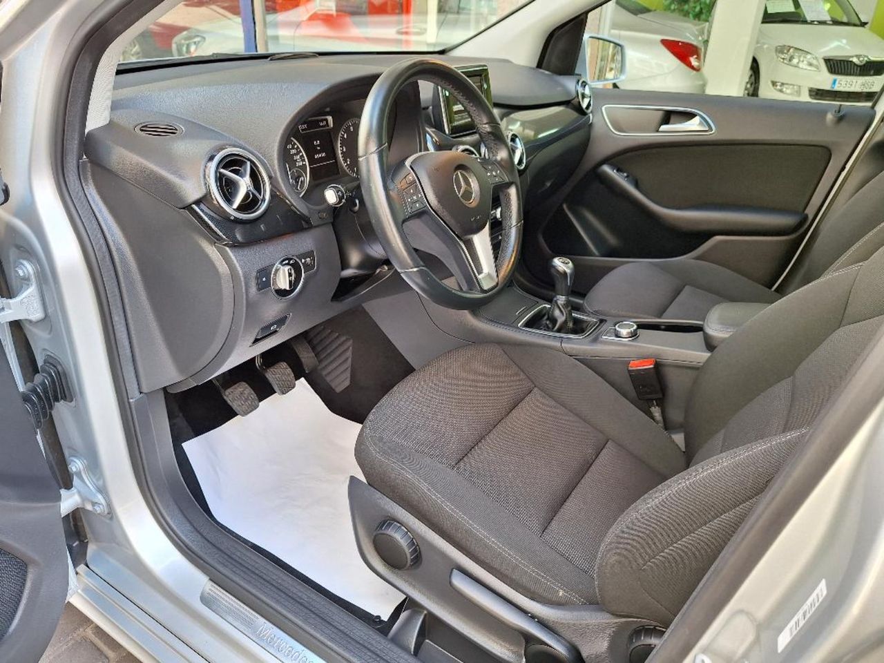 Foto Mercedes-Benz Clase B 8