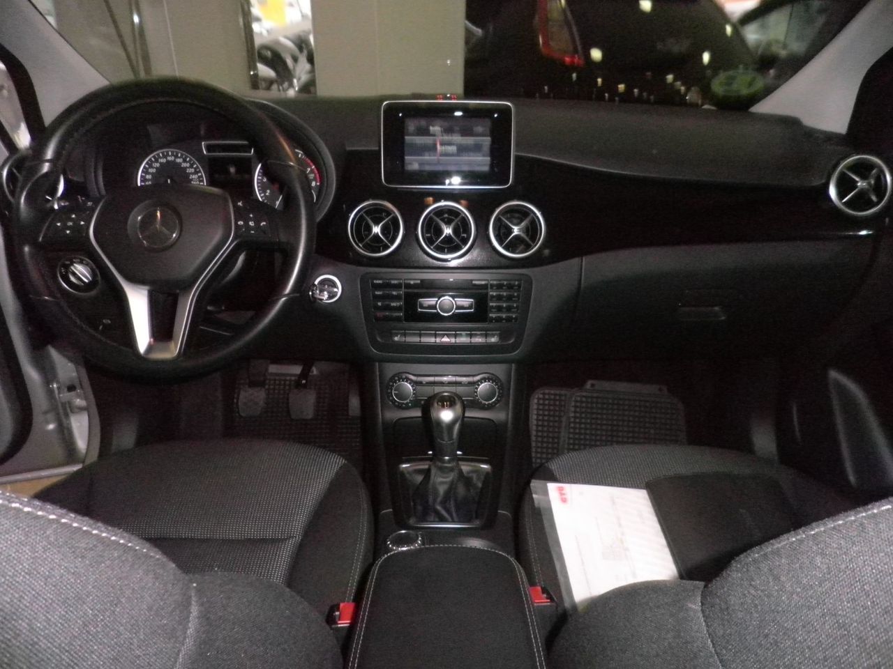 Foto Mercedes-Benz Clase B 17