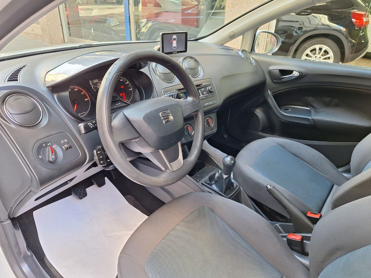 Foto Seat Ibiza 12