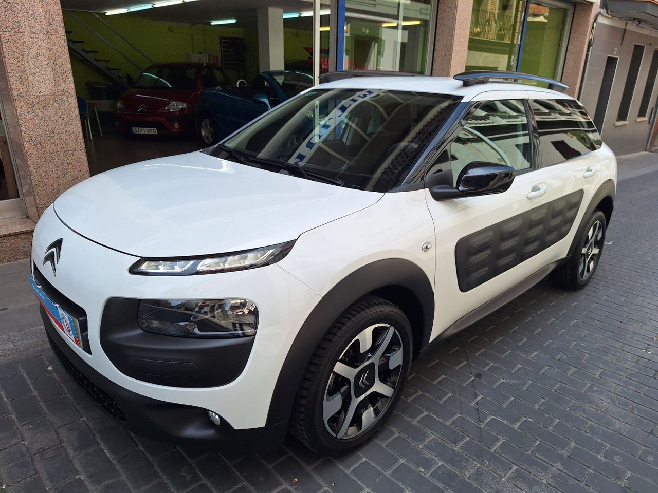 Foto Citroën C4 Cactus 1