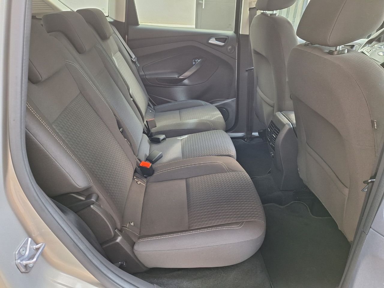 Foto Ford C-Max 9