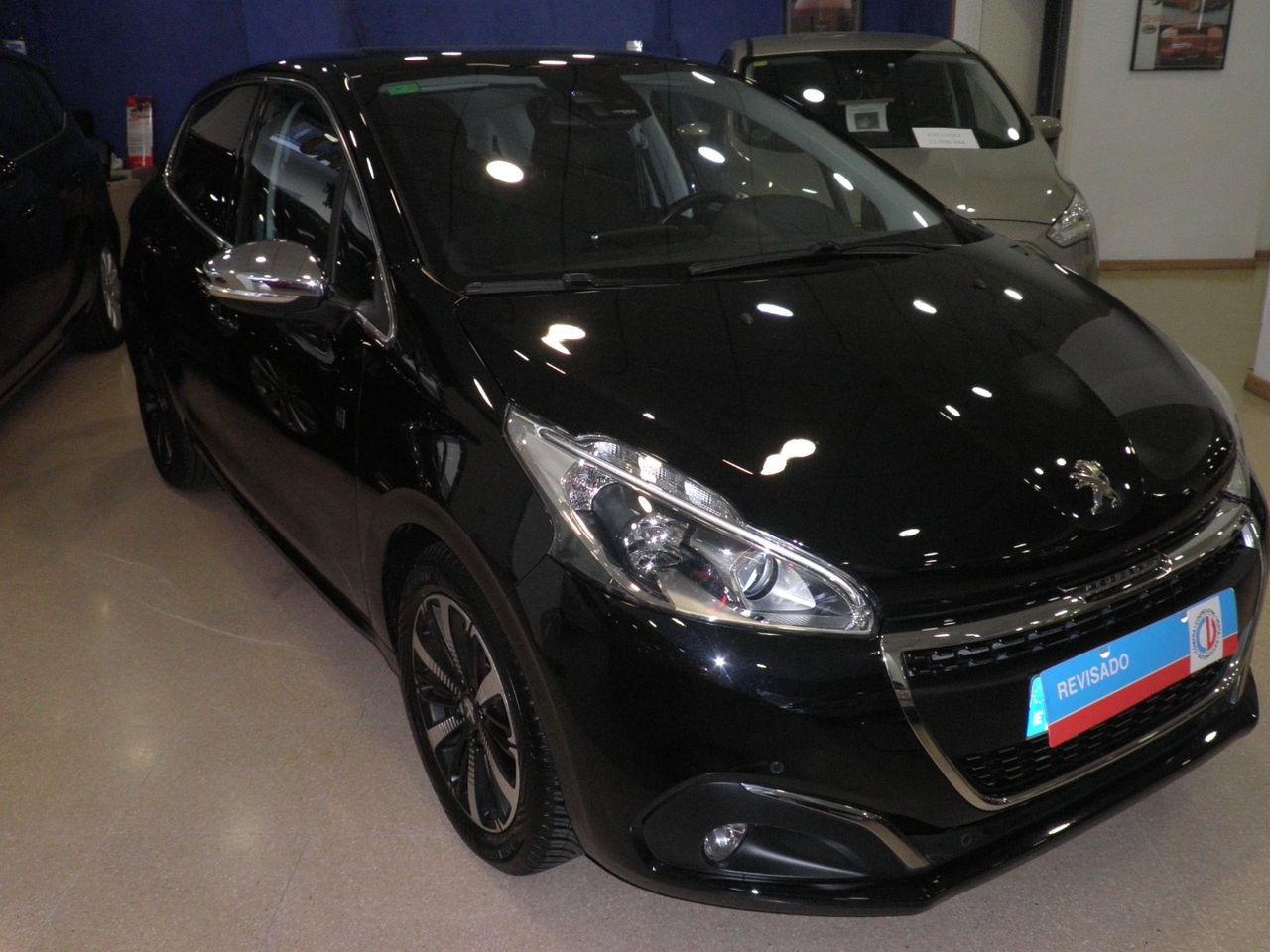 Foto Peugeot 208 5