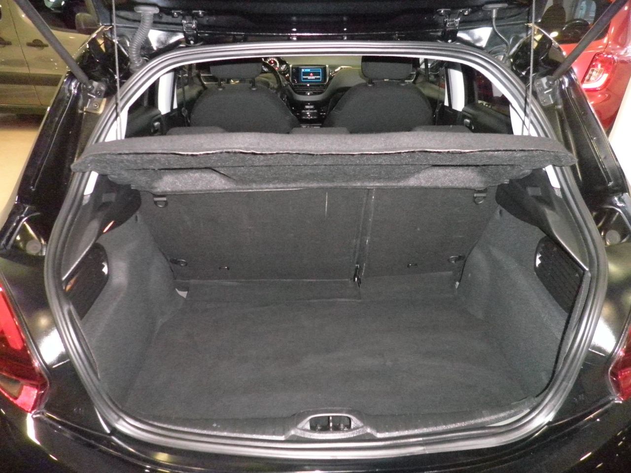 Foto Peugeot 208 9