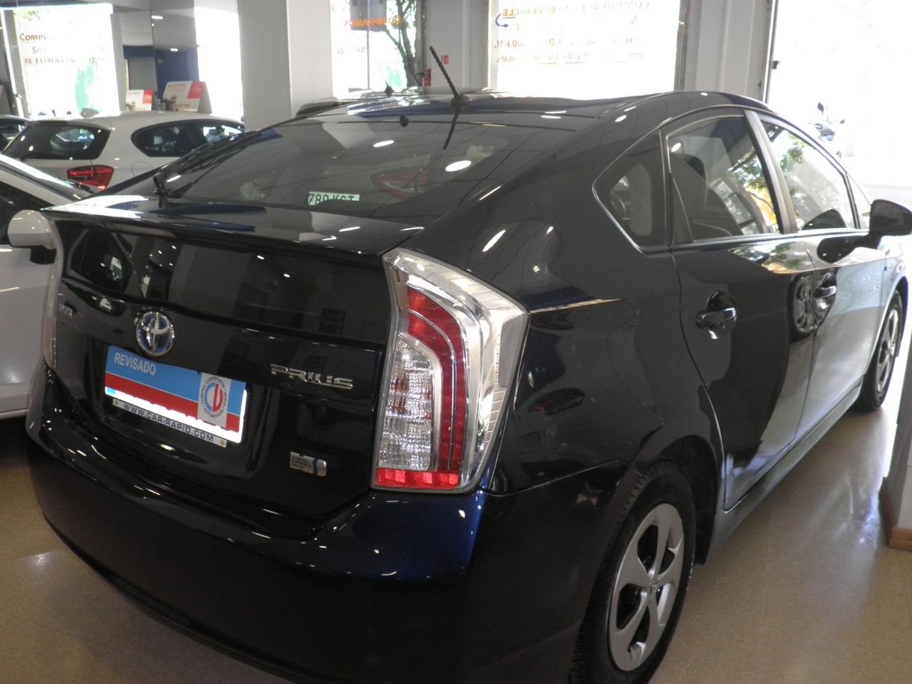 Foto Toyota Prius 7