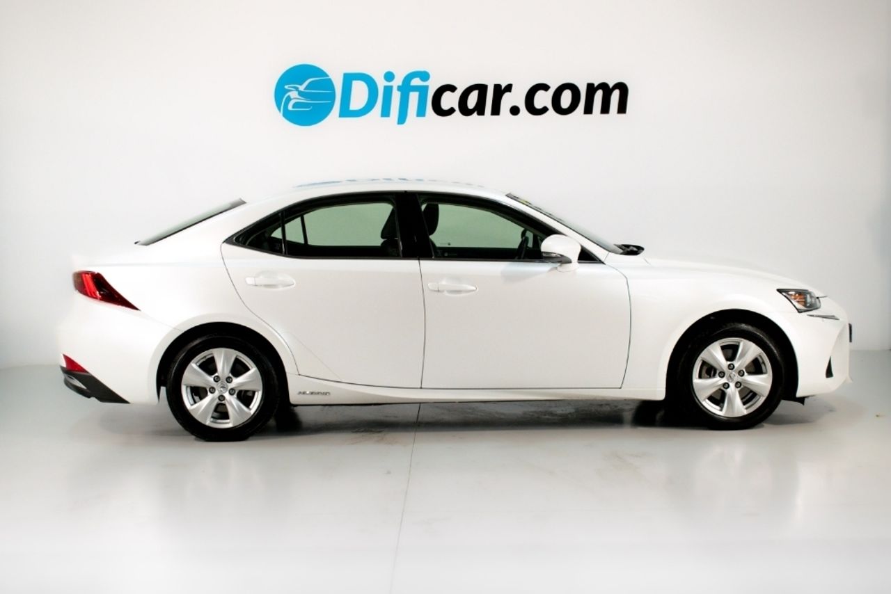 Foto Lexus IS 4