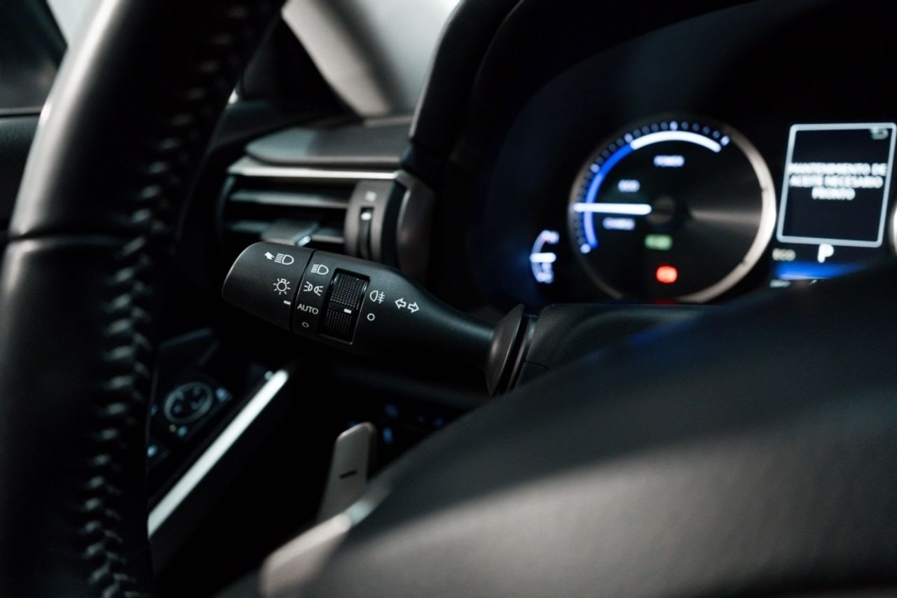Foto Lexus IS 10