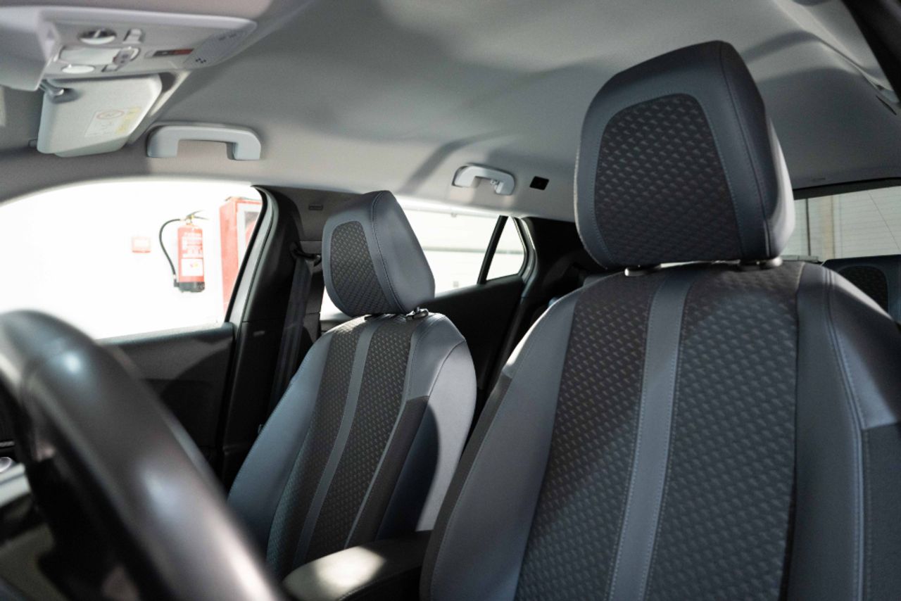 Foto Peugeot 2008 8
