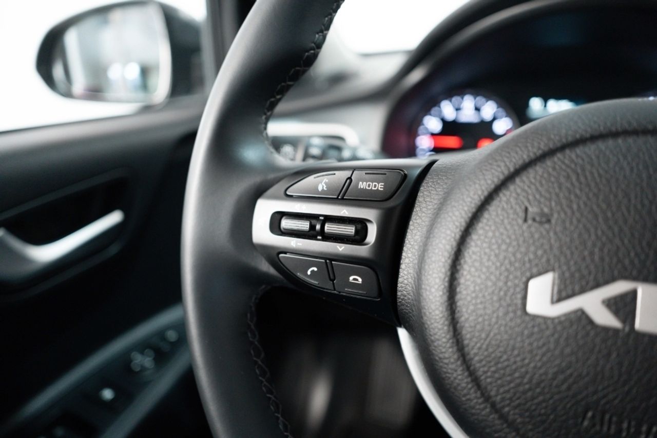 Foto Kia Stonic 9