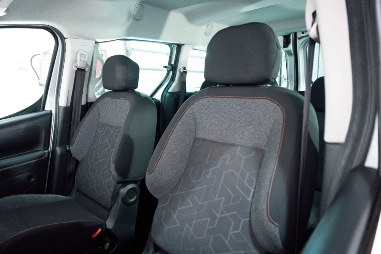 Foto Peugeot Partner 8