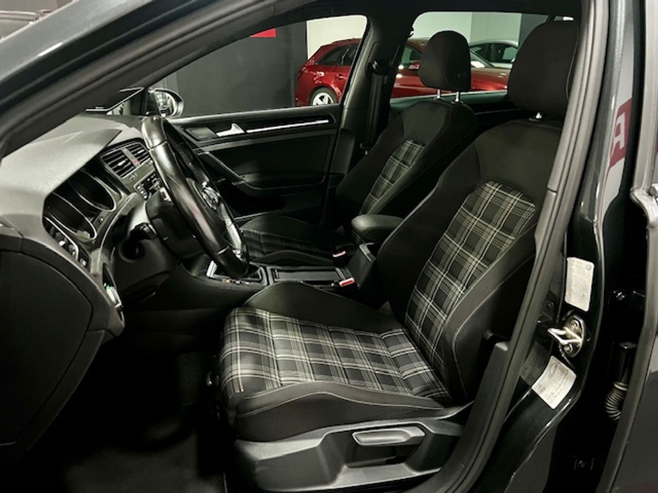 Foto Volkswagen Golf 2