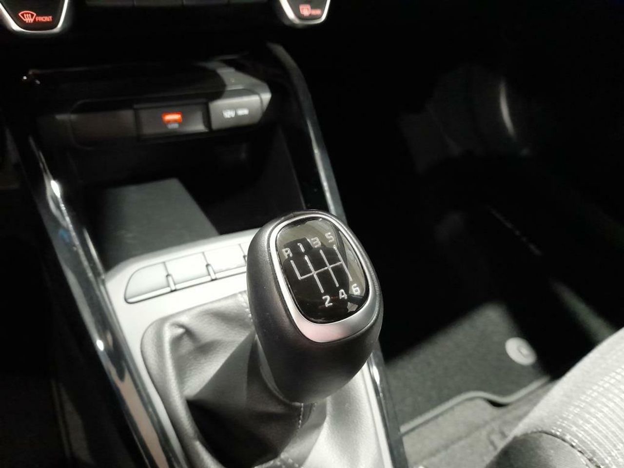 Foto Kia Stonic 22